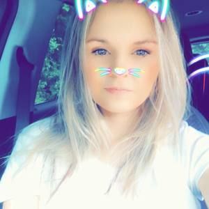 Meet your Posher, Elizebeth